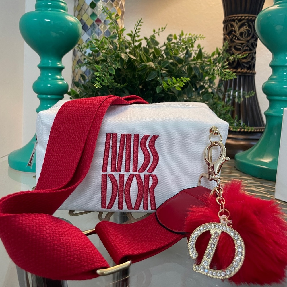 Dior - Picture 11 of 11